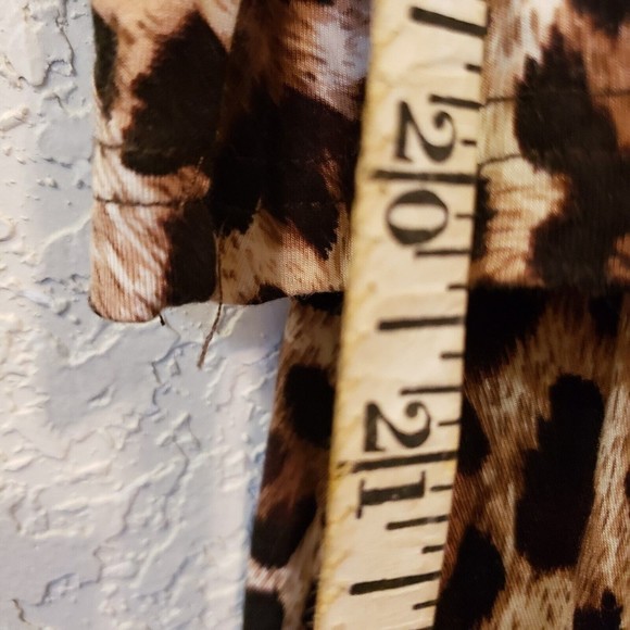 Larace Women's Leopard Print Swing Tunic Sz Medium - Picture 8 of 8
